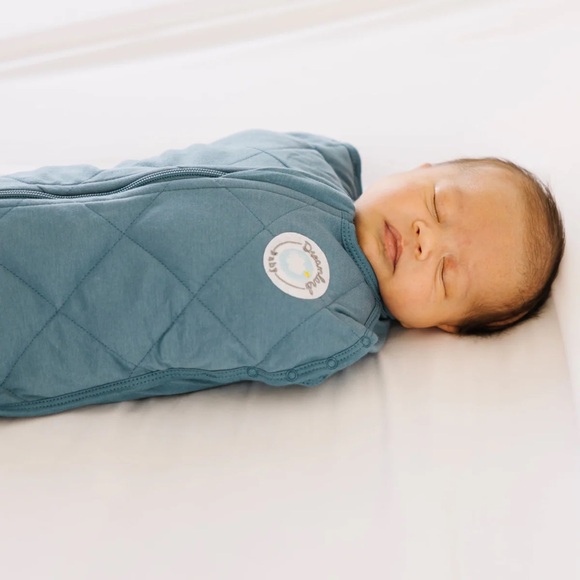 Dreamland Baby Sleep Sack and Swaddle Bundle1